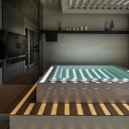 Shangrilux Private *